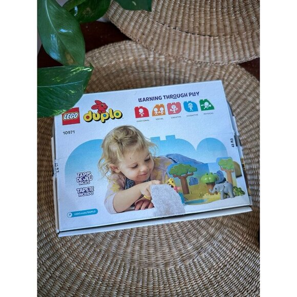 10971 LEGO DUPLO Wild Animals of Africa - Picture 1 of 7